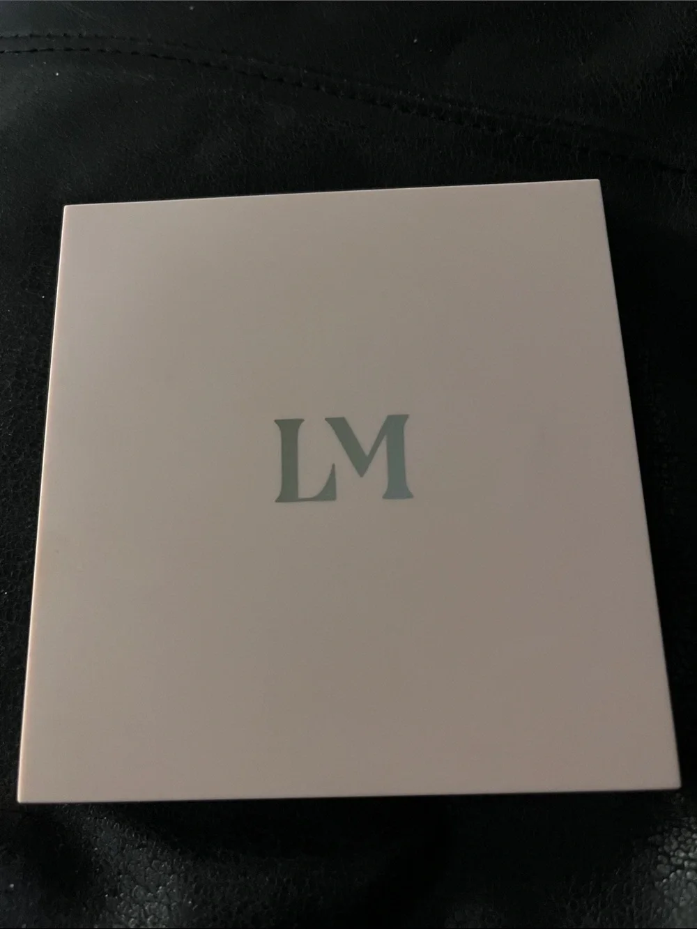 Laura Mercier 9-Color Eyeshadow Palette — Cream, Pink, Brown & Teal Mix